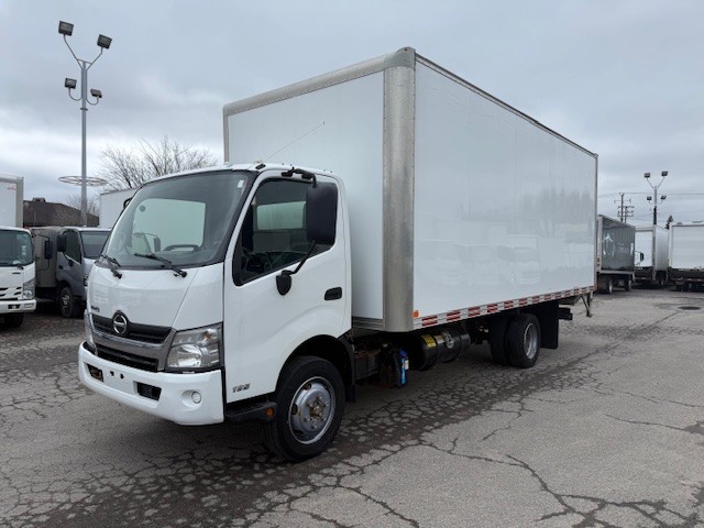 2019 HINO 195